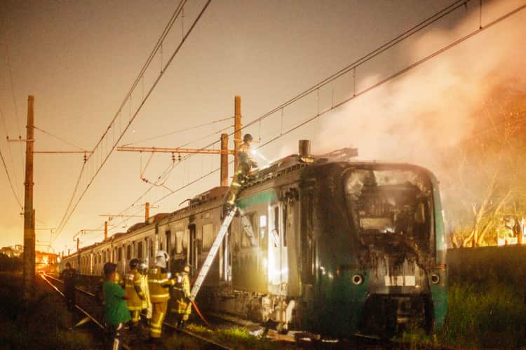Brazil militias torch35 buses in Rio