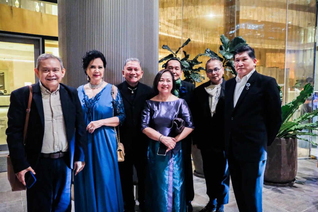 Nini Licaros, Toots Tolentino, Thelma Sioson San Juan, Randy Ortiz, Henri Calayag and Tonichi Nocom.