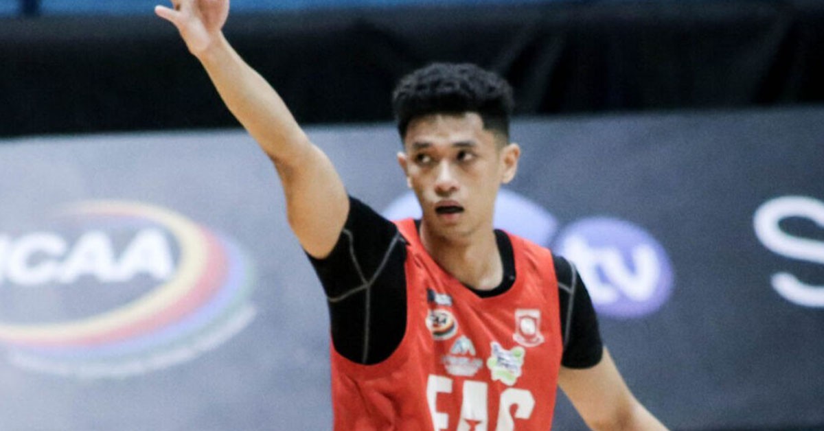 Ralph Robin celebrates a connection from downtown to help EAC get past league-leading Lyceum in their Season 99 NCAA basketball game. (PHOTOGRAPH COURTESY OF NCAA )