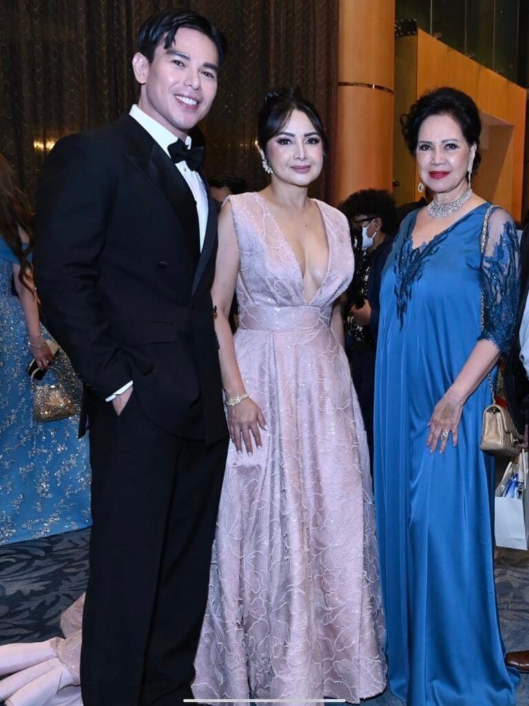 Aj Olpindo, Ces Rodriguez and Nini Licaros.