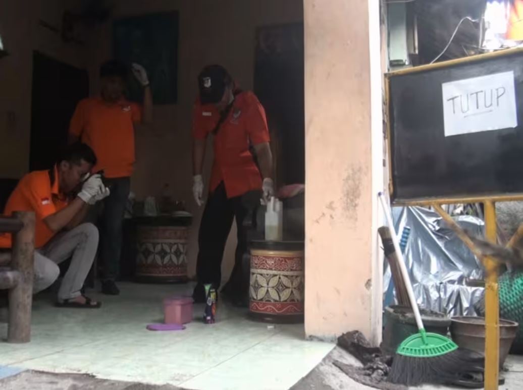 12 dead in Indonesia from drinking bootleg alcohol