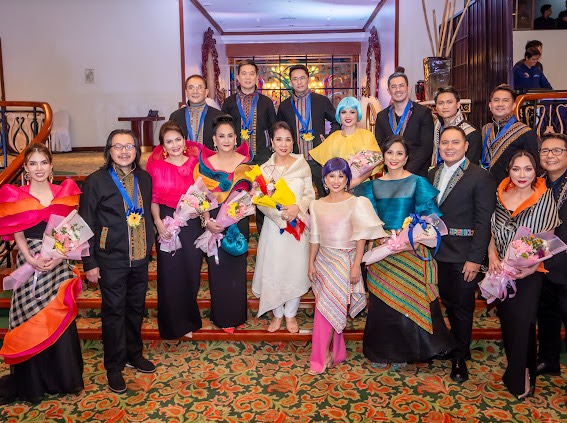 Fashionista surgeons show off Ditta Sandico’s ‘banaca’ creations