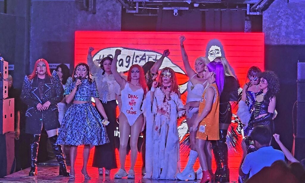 Drag queens expressing their support and indignation (Photo by Roel Hoang Manipon)