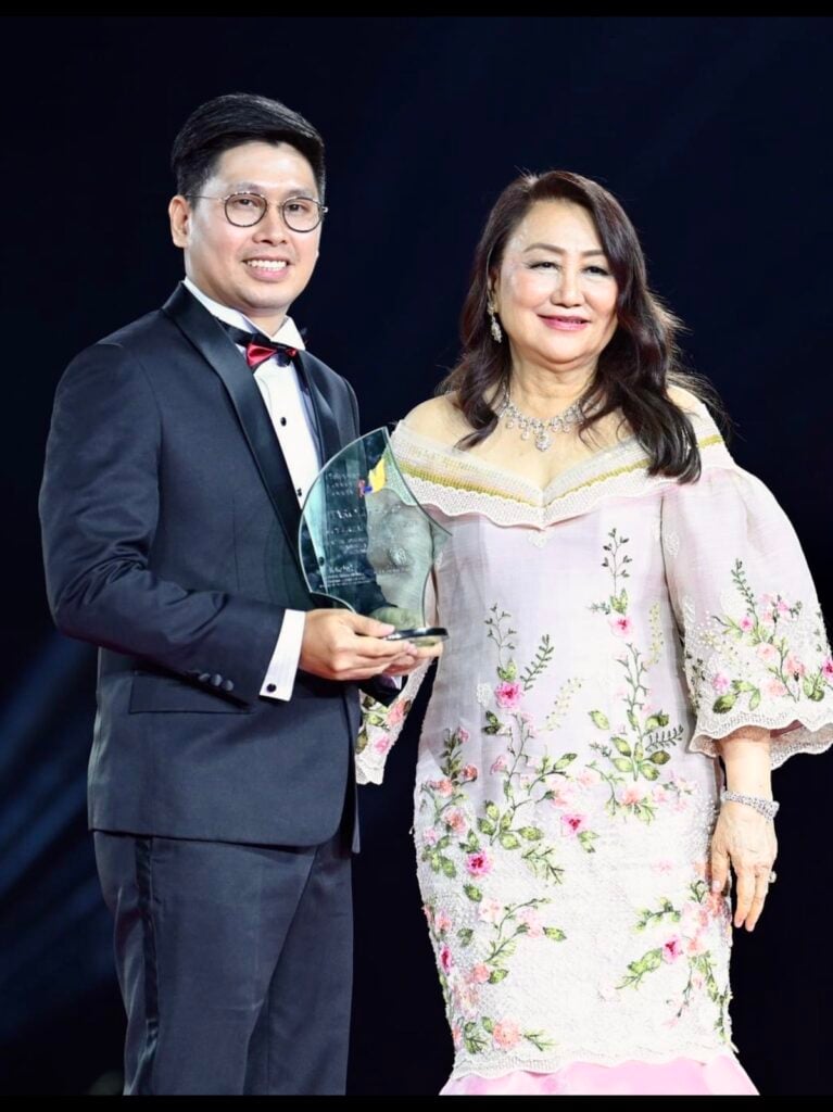 Harold Co and Flora Chua.