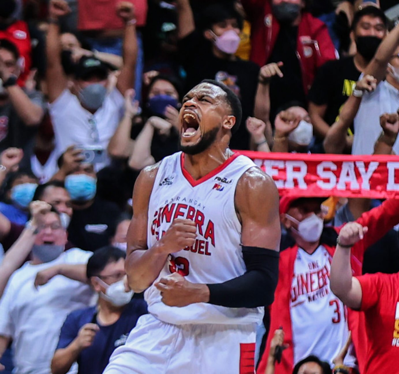 DAILY TRIBUNE FILE PHOTO
JUSTIN Brownlee’s looming absence for Ginebra makes it a free-for-all battle in the upcoming PBA Commissioner’s Cup.