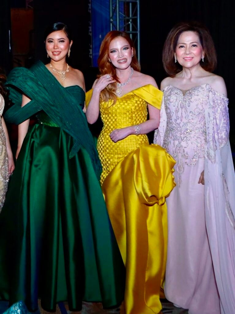 Jacqueline Michelle Lim, Mags Cue and Carol Mercado.