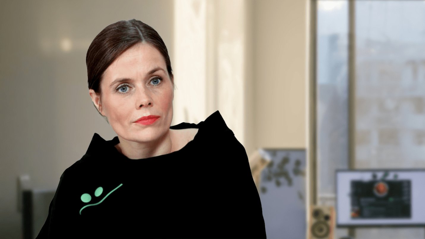 Iceland women strikers demand equal pay