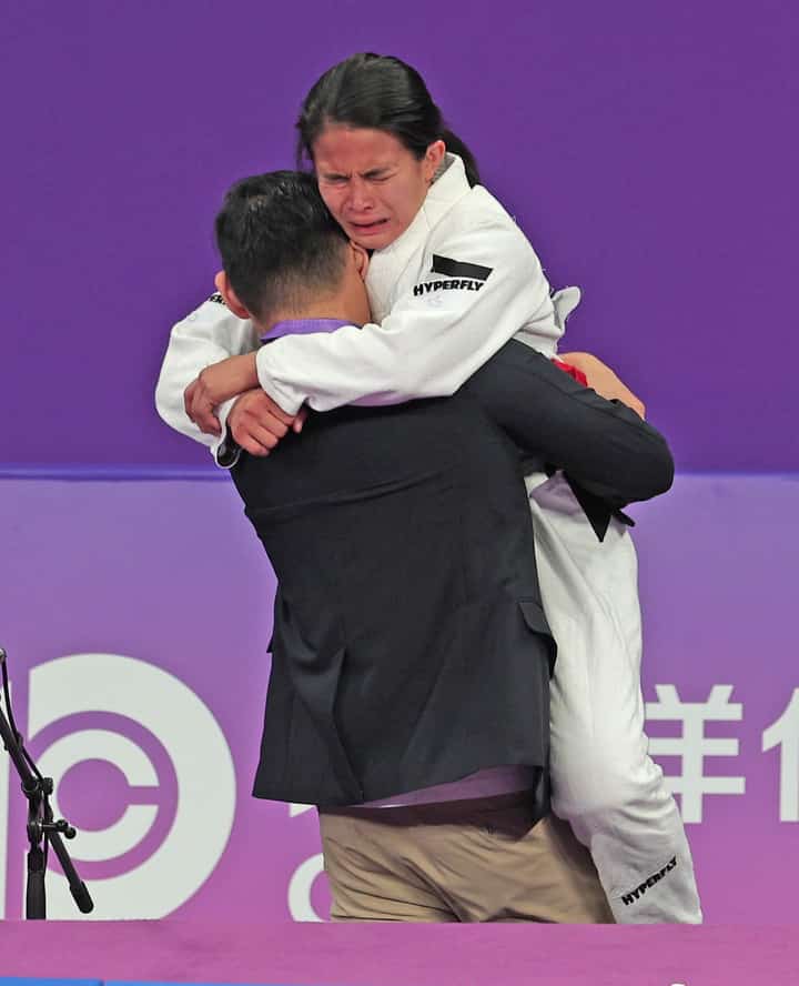 MEGGIE Ochoa celebrates after winning the country’s second gold medal in the jiu-jitsu competition of the 19th Asian Games.(PHOTOGRAPH COURTESY OF PSC-POC MEDIA GROUP)
