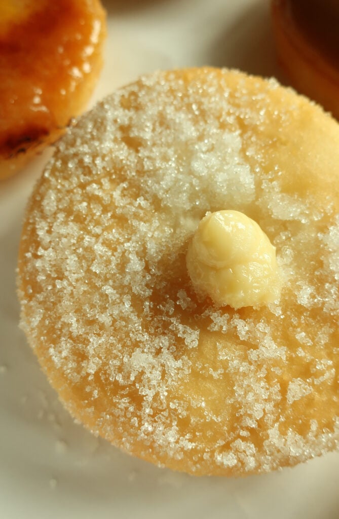 Milk Doughnut.