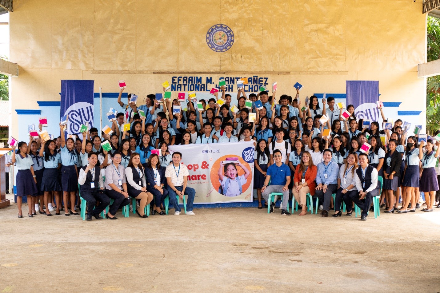 Nearly 100,000 notebooks turned over to 14,000 underprivileged students