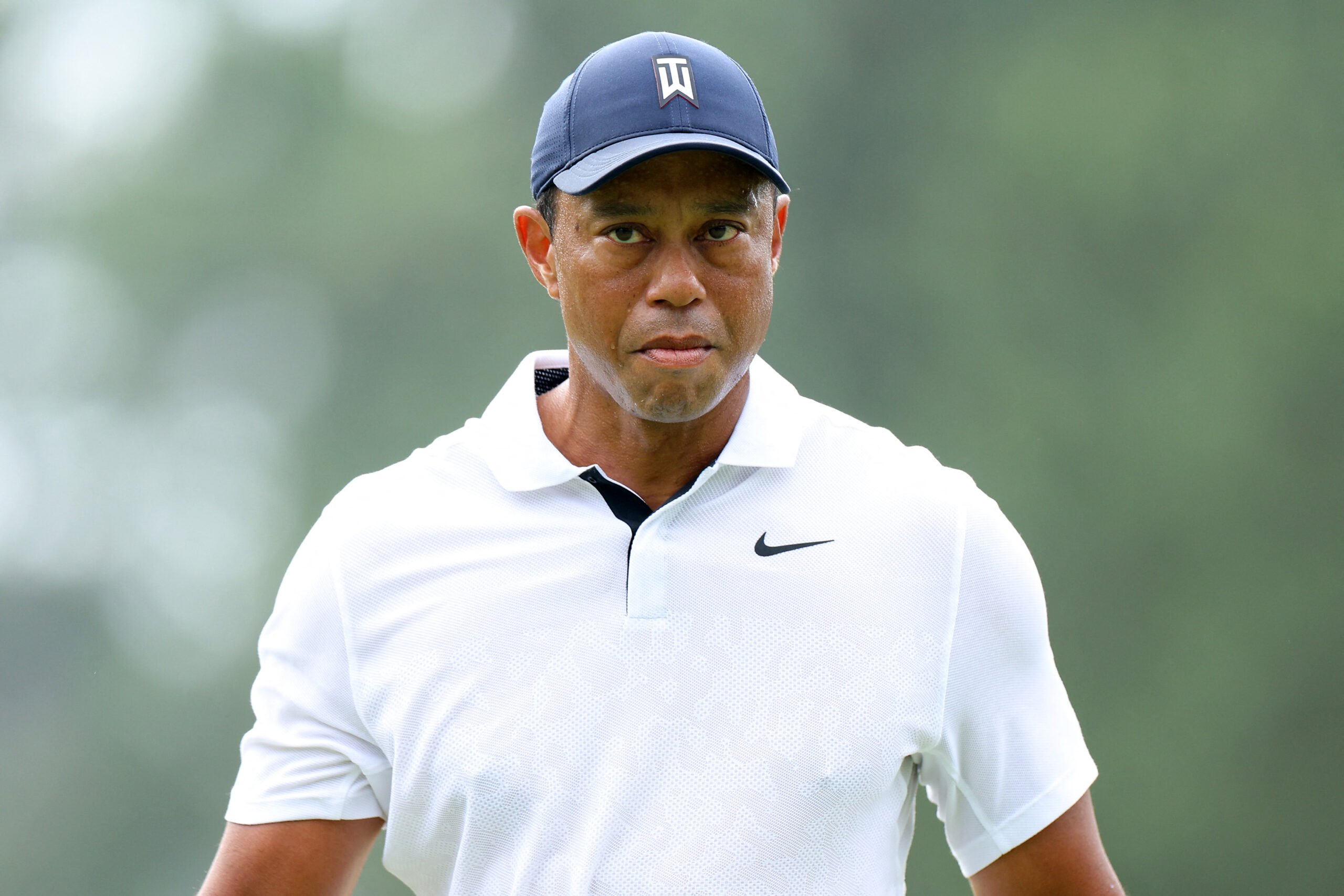 Woods pleads not guilty to DUI in Florida crash