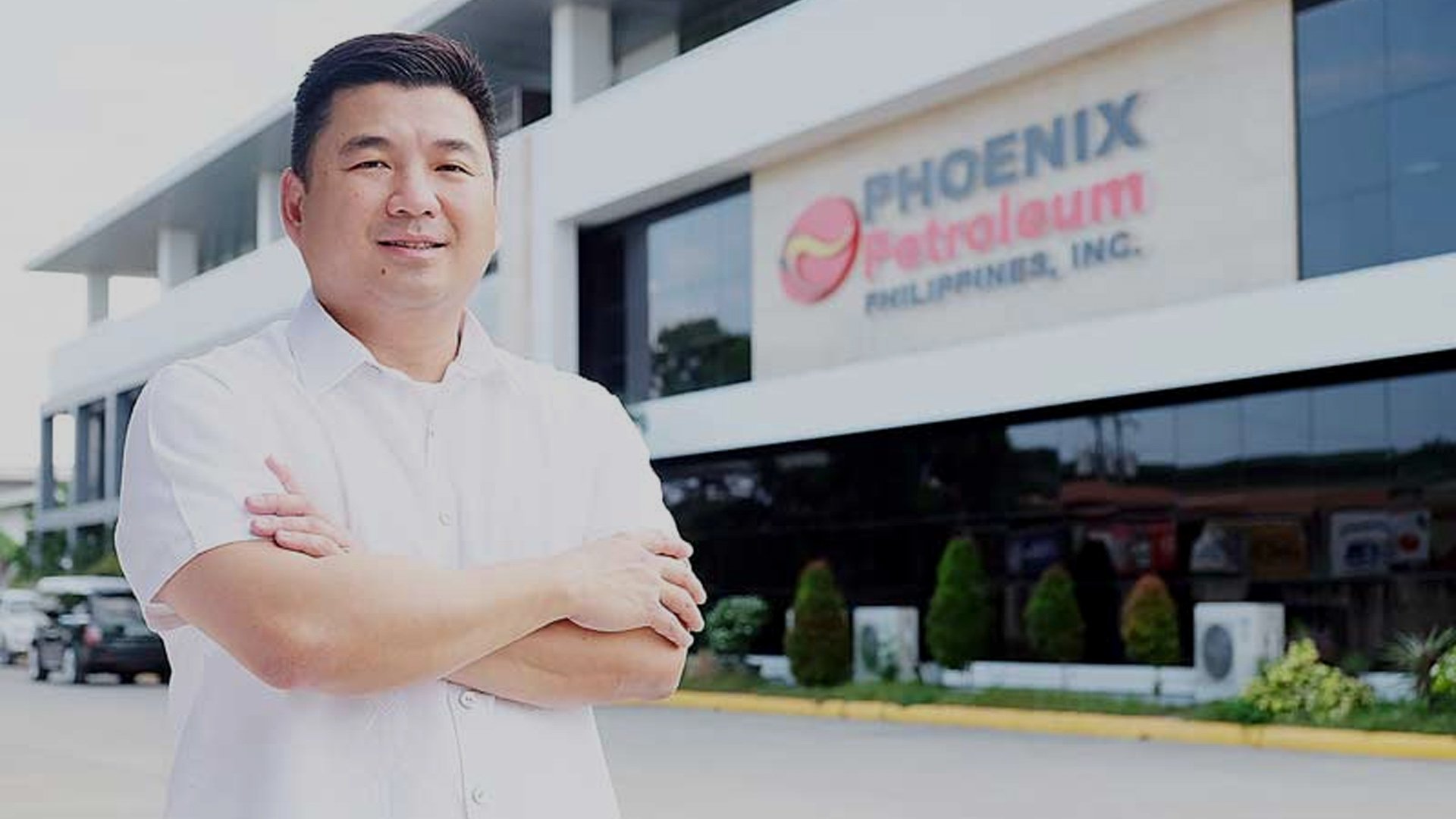 Phoenix unloads Singapore unit