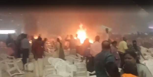 Bomb blast kills one at Christian prayer meeting