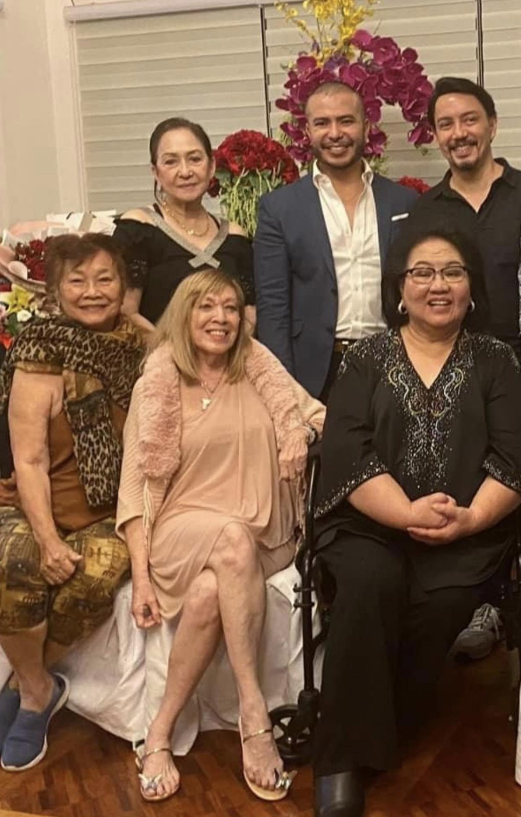 Jorge Hizon, Shirley Halili Cruz, Bonnie Weinstein, Patty Jalbuena, Frieda Hizon and Harley Licup.