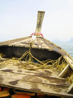 North Korean defectors sail to South
