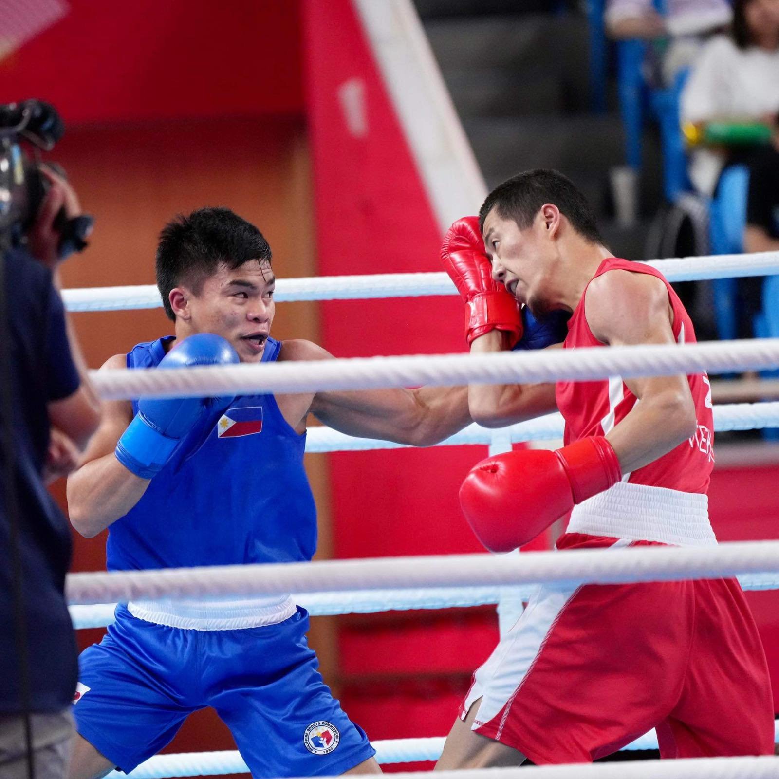 Paalam faces world champ in QF