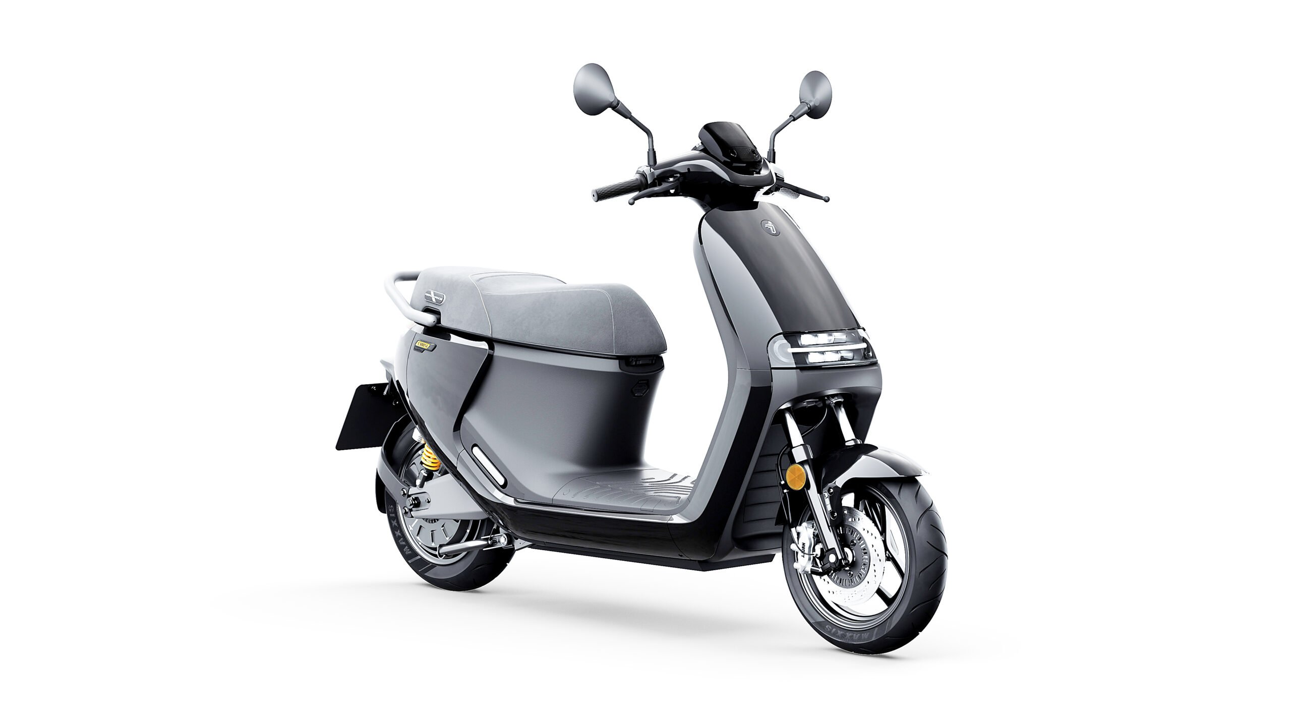 PHOTOgraph of Segway E-Scooters
SEGWAY E300SE has a maximum output of 10 kW and a range of 130 kilometers on a single charge.