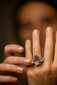 Bleu Royal diamond set to dazzle in Geneva jewels sale