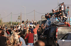 Israel allows humanitarian pauses