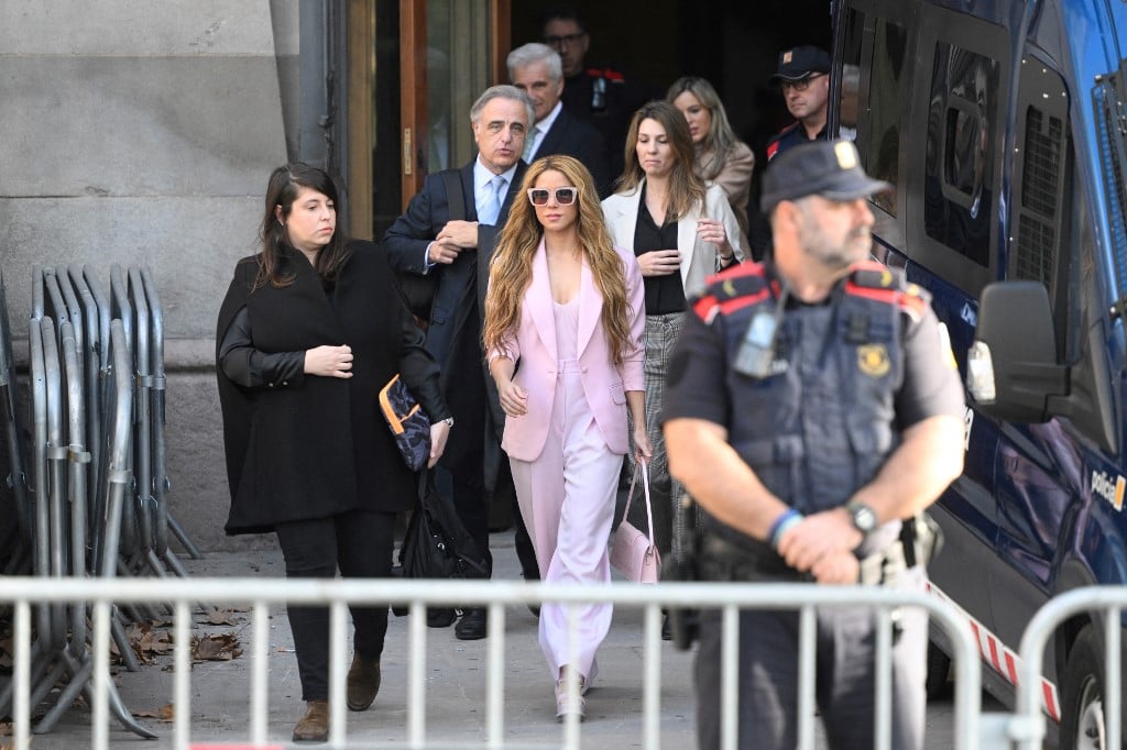 Shakira pays 6.6-M euros in another Spain tax fraud case