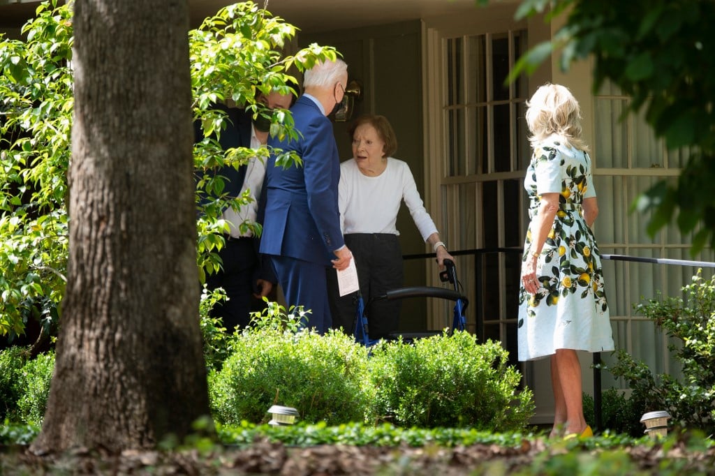 Jimmy Carter’s wife Rosalynn enters hospice care