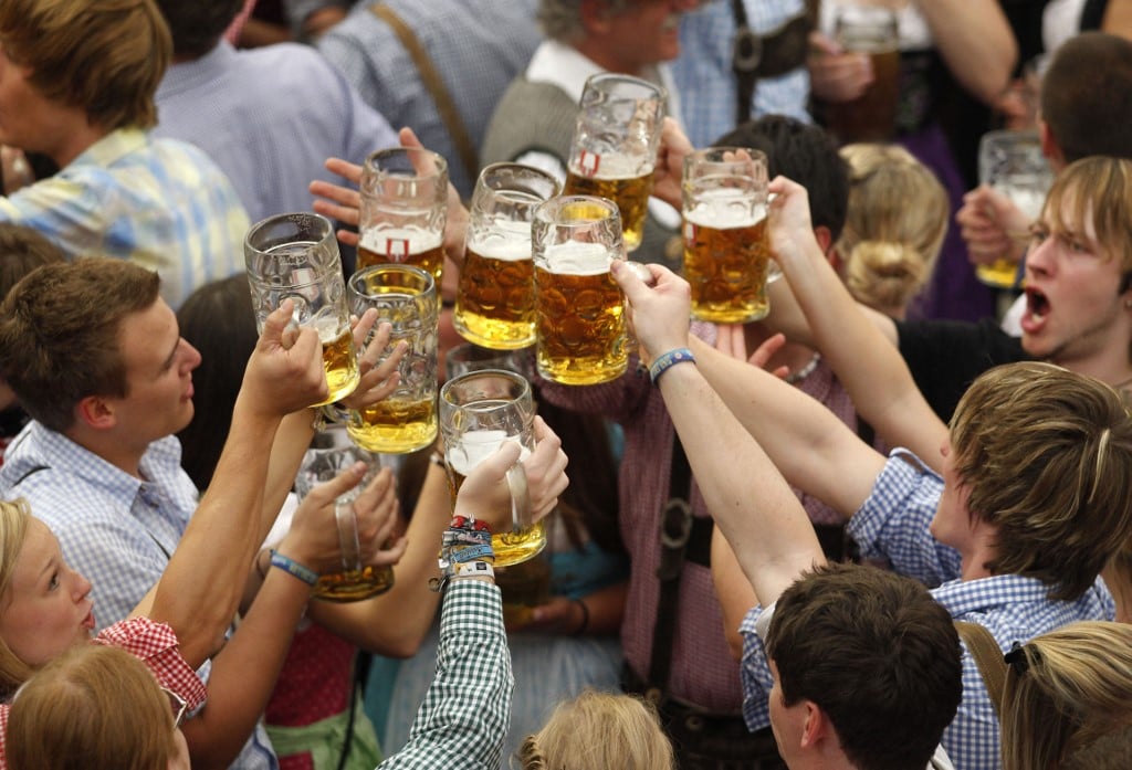 Latvians, Lithuanians are world’s heavy drinkers — study