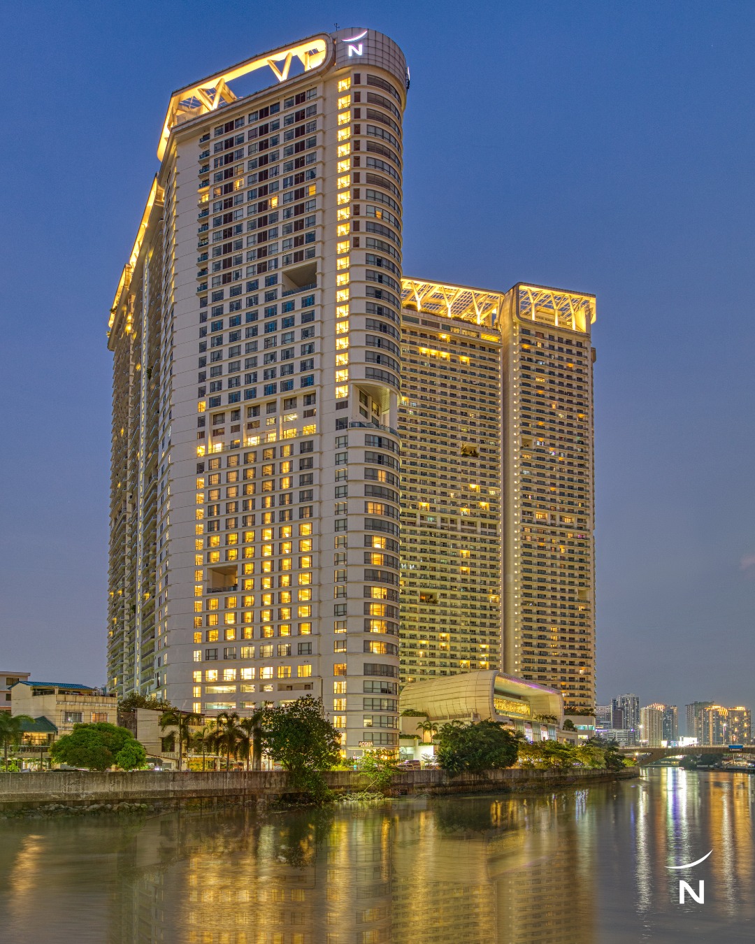 Novotel Suites Manila at Acqua: A first for Century Properties