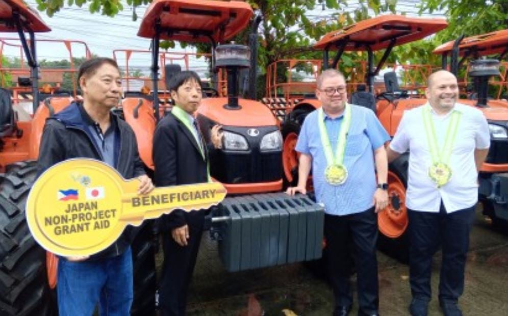 DA, SRA receive ¥800-M sugarcane equipment