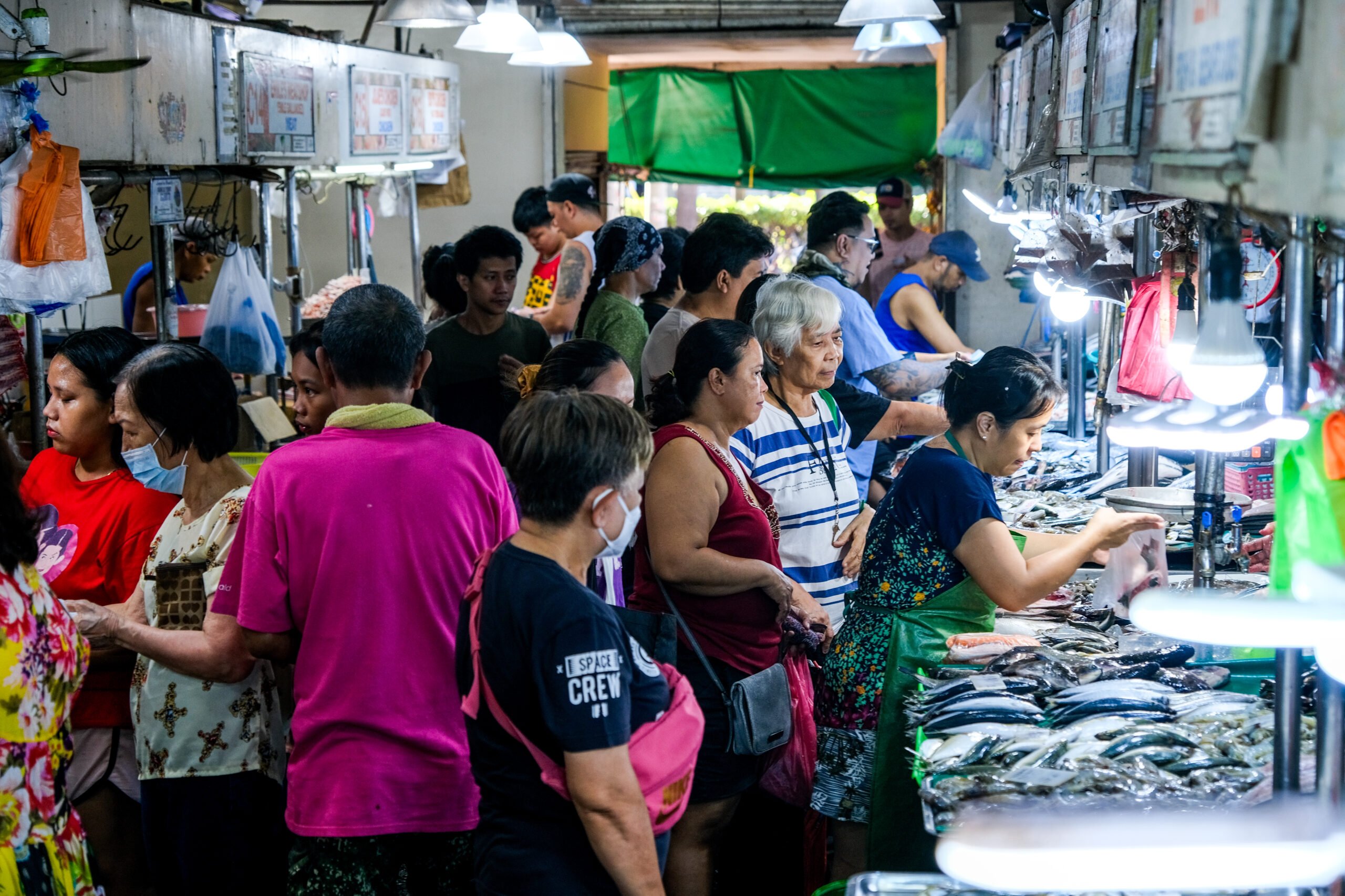 Inflation should align with  corresponding increase in salaries—NEDA