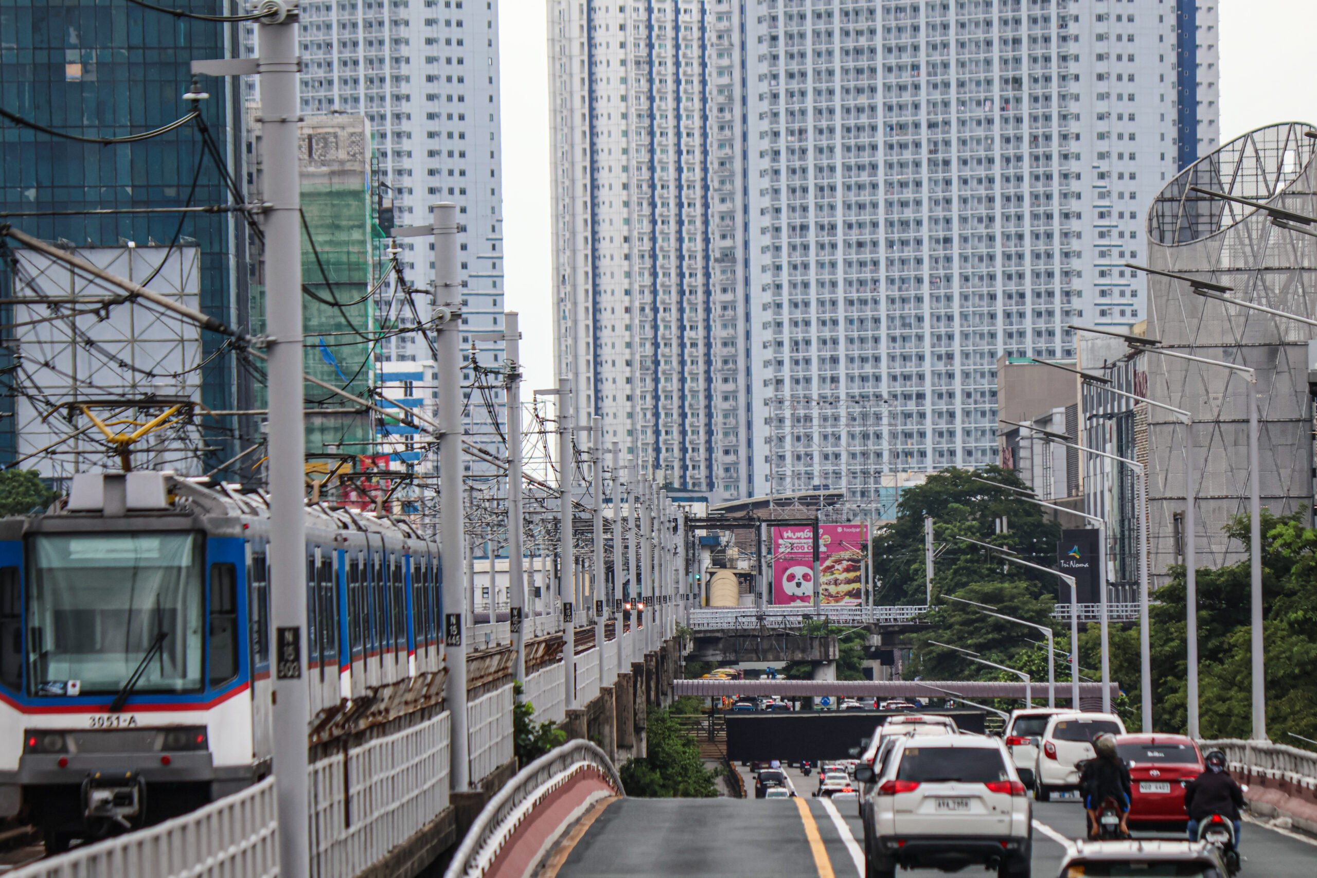 Manila Metro Rail Transit System
📸 Dianne Bacelonia.