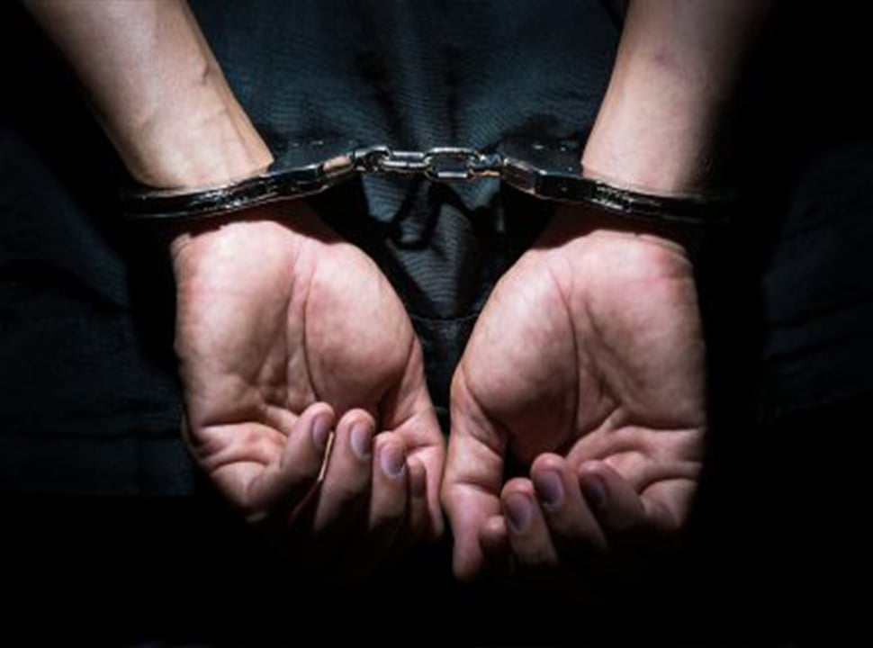Two foreigners arrested over alleged fake hotel payment receipts in Pasig