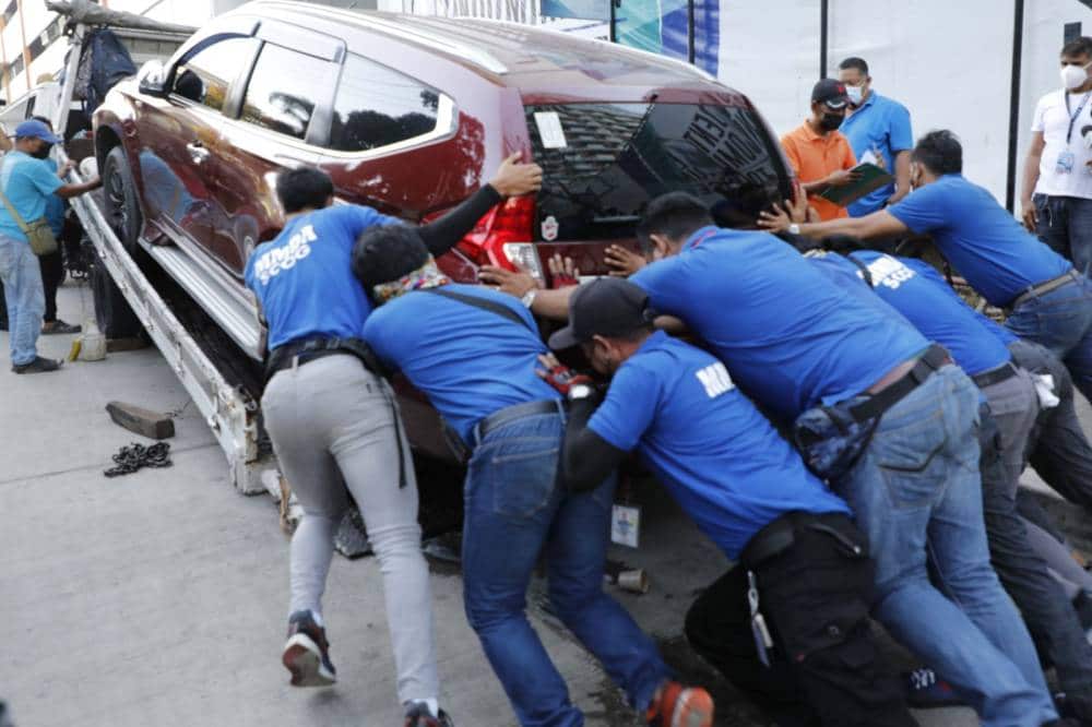 MMDA targets illegally parked vehicles