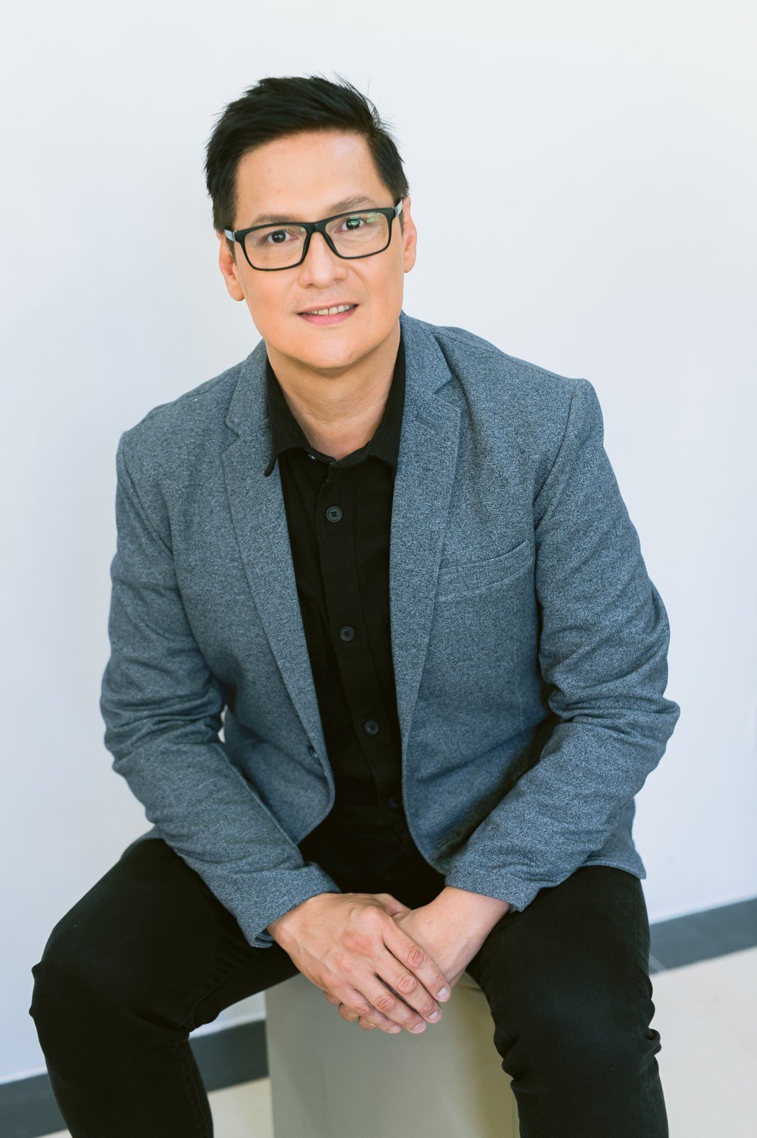 Matthew Mendoza says hello to showbiz again