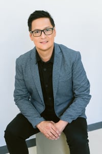 Matthew Mendoza says hello to showbiz again