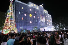 Christmas tree lighting ushers in Mandaluyong Yule