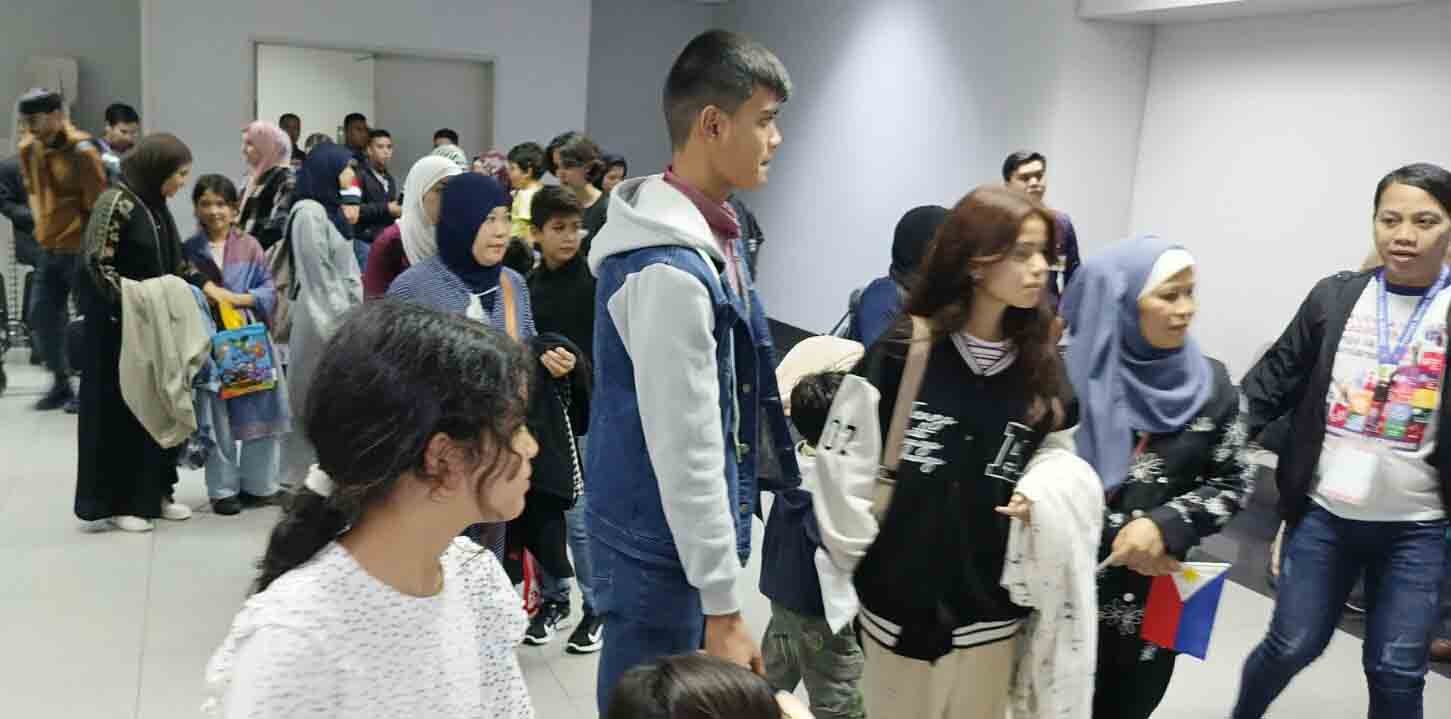 DFA mulls repatriation of Filipinos