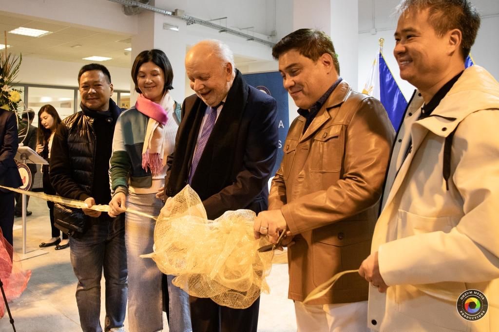 AMBASSADOR PHILIPPE J. LHUILLIER INAUGURATES CENTRO DE FILIPINAS EN MADRID WITH PHILIPPINE SENATORS