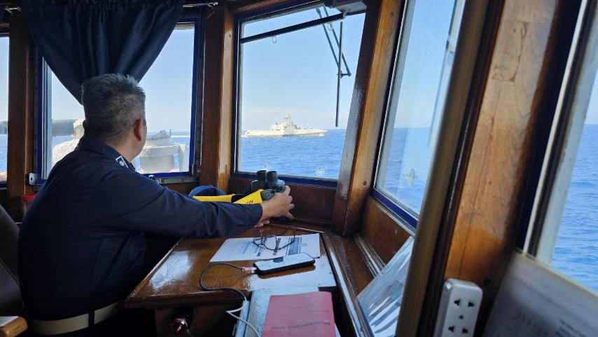 Phl, US navies’ sea assets perform passing exercise in WPS