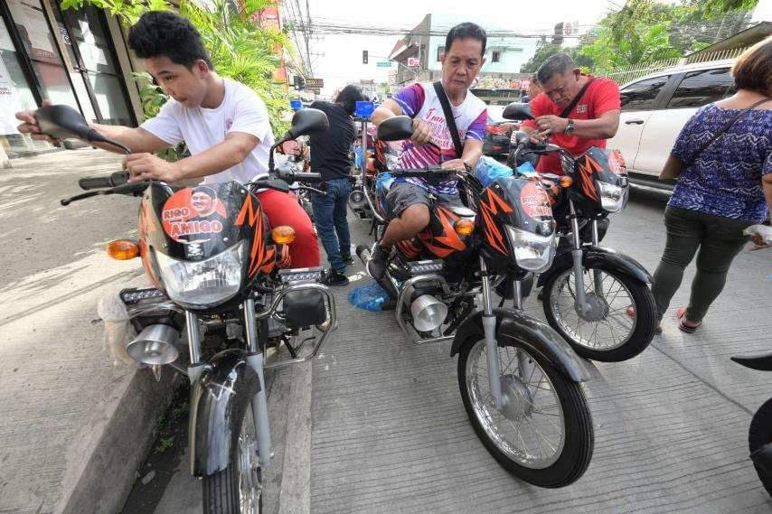 Brgy. police in Davao’s 1st district gets brand new motorcycle
