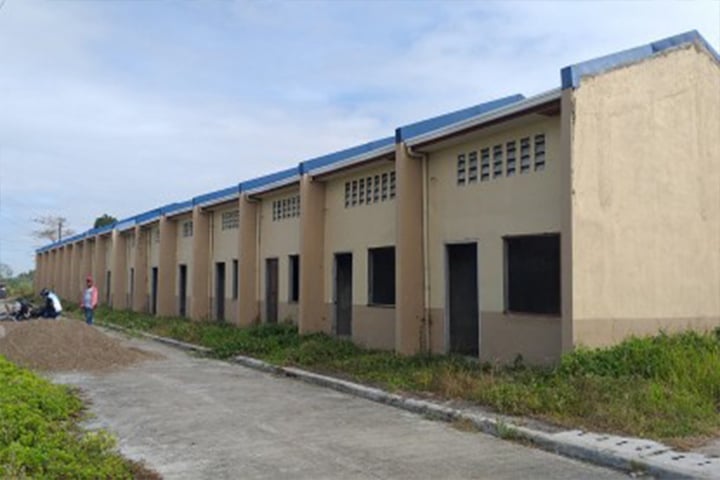 More ‘Yolanda’ victims get housing units