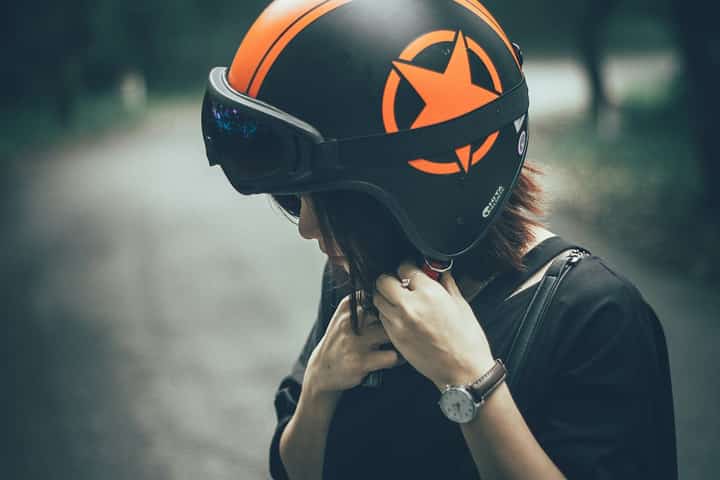 ‘No helmet, no travel’ policy urged