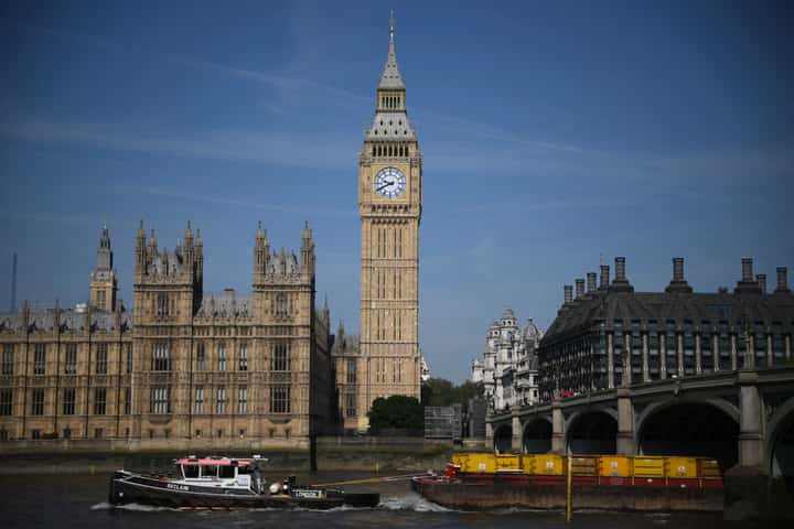 Britain’s Big Ben marks 100 years of New Year ‘bongs’