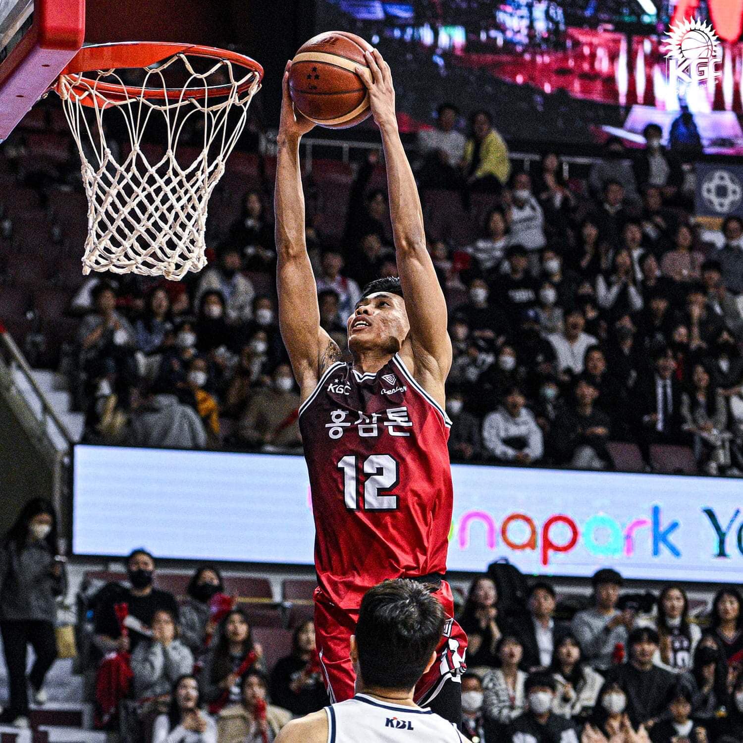 Rhenz Abando suffers multiple injuries after bad fall in KBL