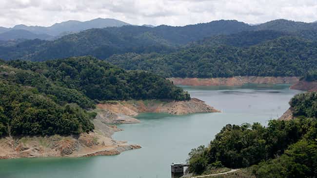 Luzon dams water level on downslide