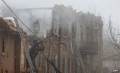 Russian airstrikes leave 30 dead