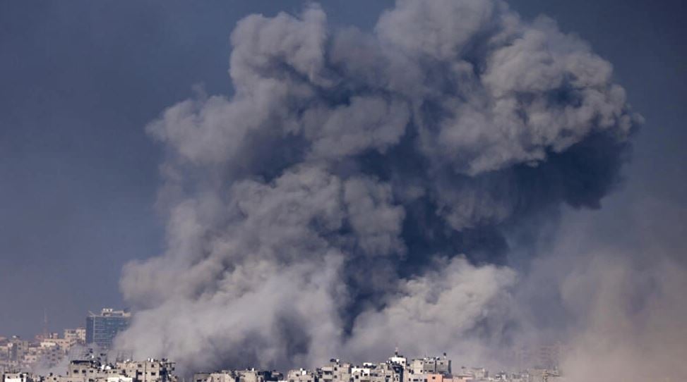 Israel bombs south Gaza amid hostage threat