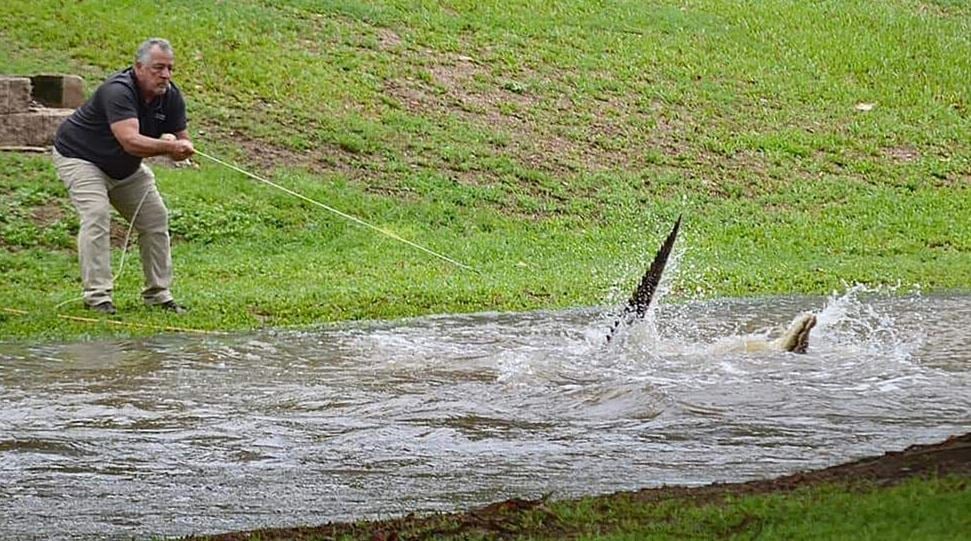 Australia sees evacuation over flood disasters