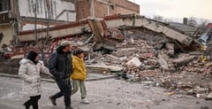 China quake kills 118