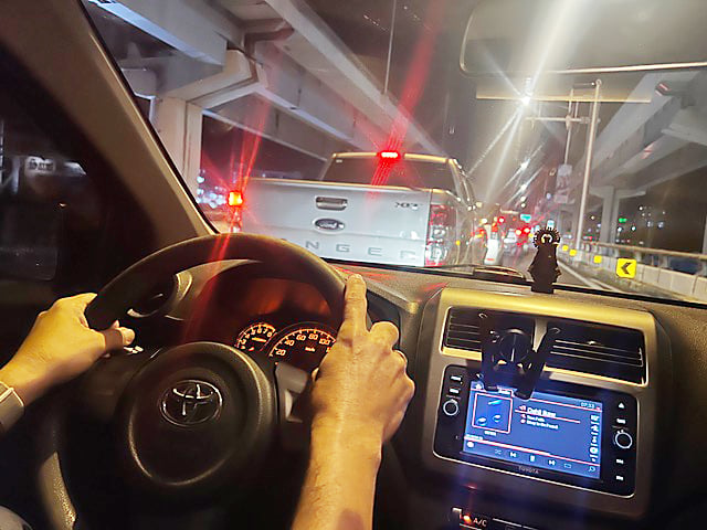(Photograph by CHARLES BUBAN for the Daily Tribune) DURING a heart attack, the driver can lose control of his or her vehicle, hit the one in front or the next lane, or worse, veer to the opposite direction of the traffic flow and cause a head-on crash.