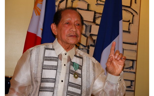 France knights Lizaso, Cuanang for contributions to the arts
